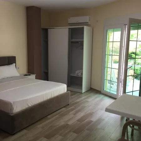 Eduard Hotel